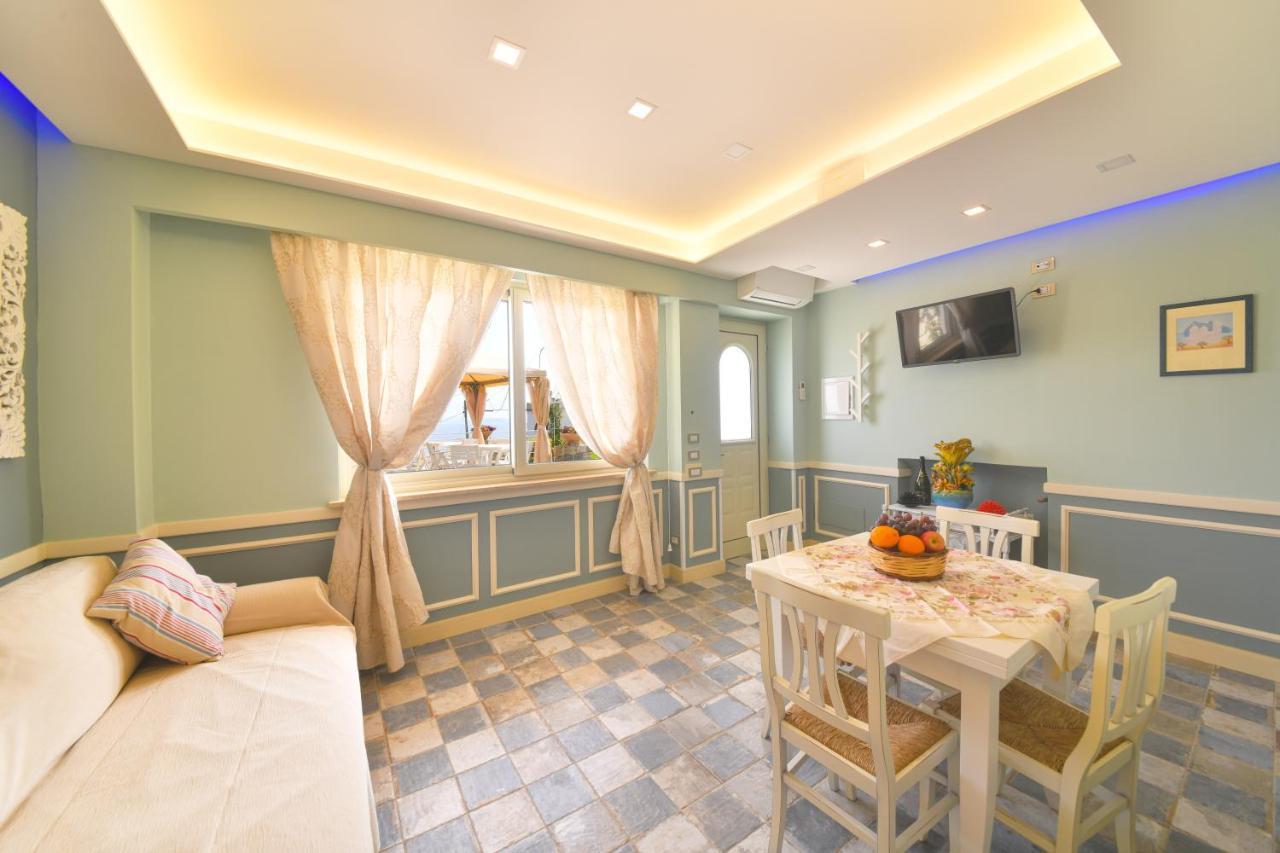 Belgodere Di Mezzavia Apartments Lacco Ameno  Dış mekan fotoğraf