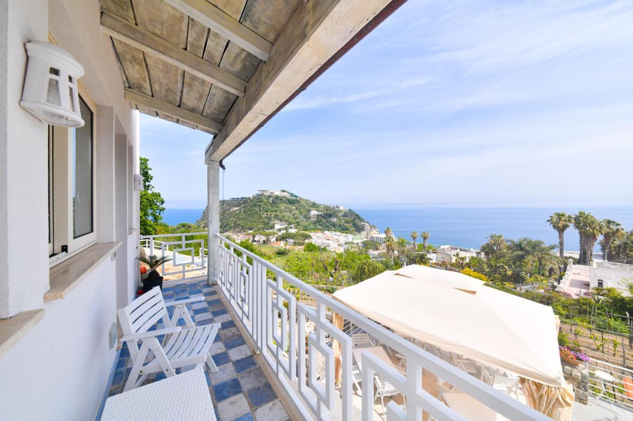 Belgodere Di Mezzavia Apartments Lacco Ameno  Dış mekan fotoğraf