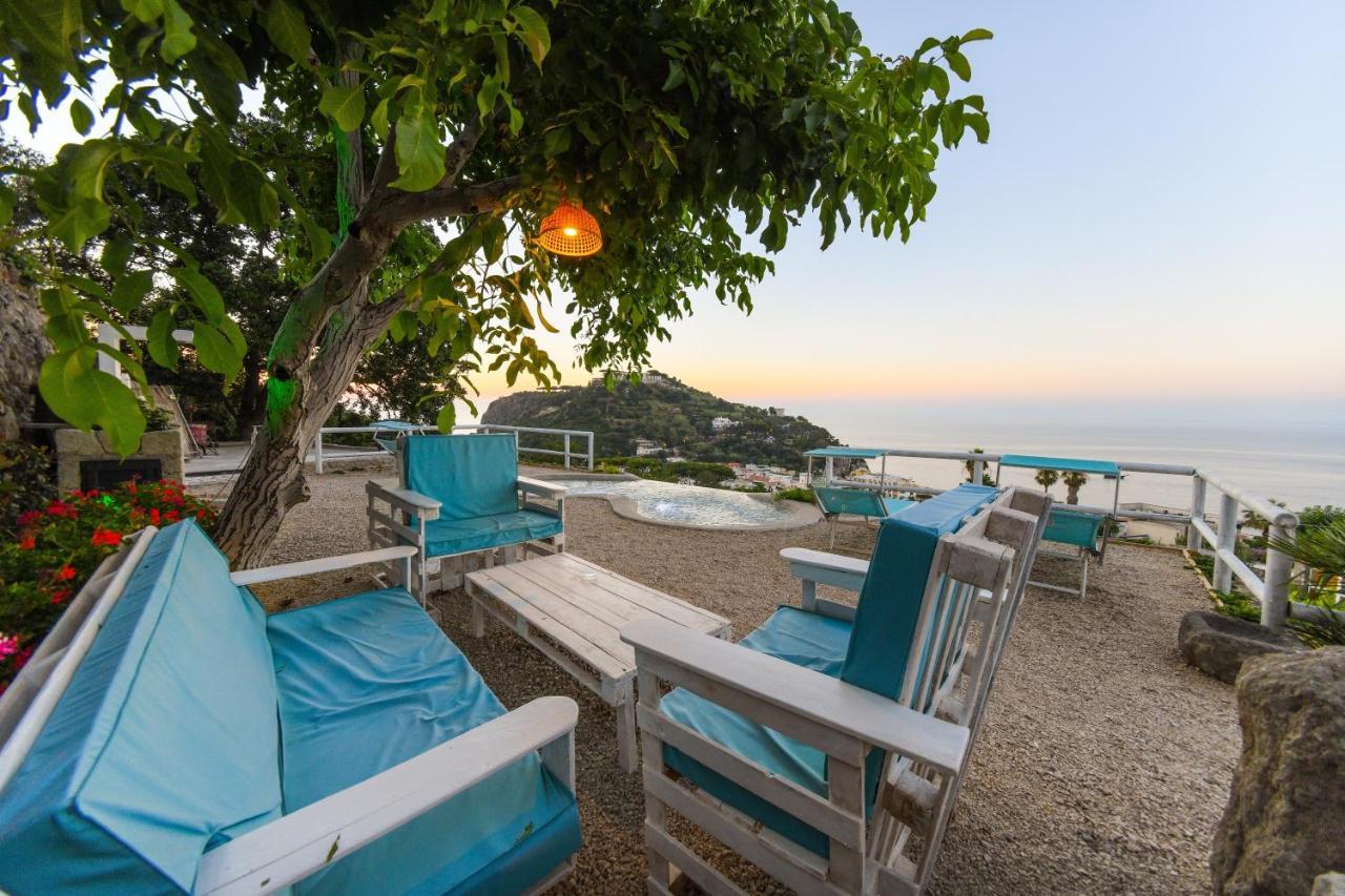 Belgodere Di Mezzavia Apartments Lacco Ameno  Dış mekan fotoğraf